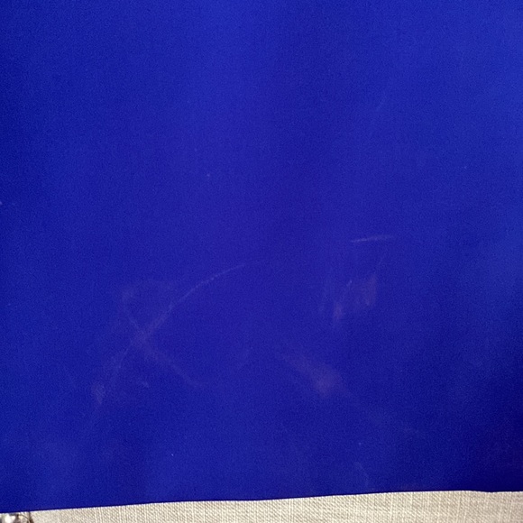 Blue pencil skirt with slit - Picture 7 of 9